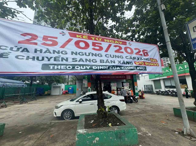 Việt Nam chính thức chuyển sang xăng sinh học- Ảnh 1. Việt Nam chính thức chuyển sang xăng sinh học- Ảnh 1.