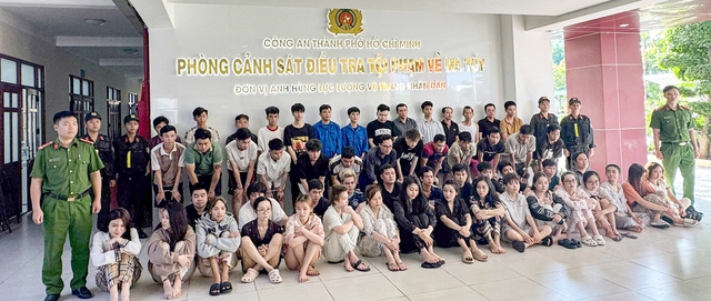 Cao điểm 45 ngày đêm trấn áp tội phạm: Cú đấm thép vào tội phạm ma túy - Ảnh 1.