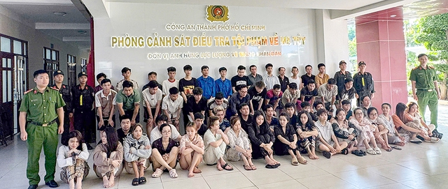 Tin tức đặc biệt trên báo in Thanh Niên 1.6.2026 - Ảnh 3.