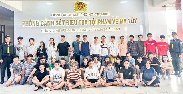 Cao điểm 45 ngày đêm trấn áp tội phạm: Cú đấm thép vào tội phạm ma túy - Ảnh 2.