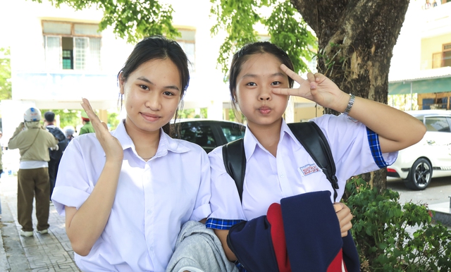 Th&iacute; sinh lớp 10 Quảng Ng&atilde;i tự tin với đề m&ocirc;n văn n&oacute;i về 'niềm tin'- Ảnh 4.