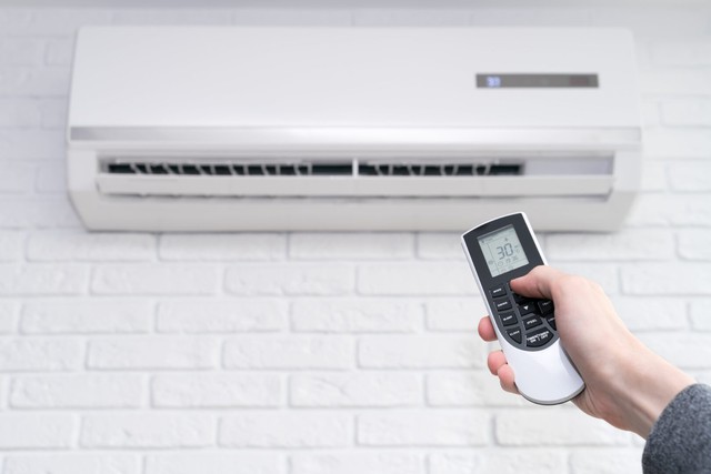 Một n&uacute;t nhỏ tr&ecirc;n điều h&ograve;a c&oacute; thể khiến h&oacute;a đơn điện 'đội l&ecirc;n' mỗi th&aacute;ng - Ảnh 1.