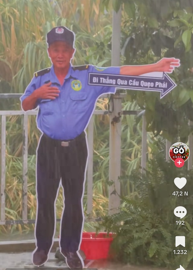 H&igrave;nh 'ch&uacute; bảo vệ' độc lạ: C&aacute;ch l&agrave;m dễ thương gi&uacute;p người giữ xe bớt vất vả - Ảnh 1.