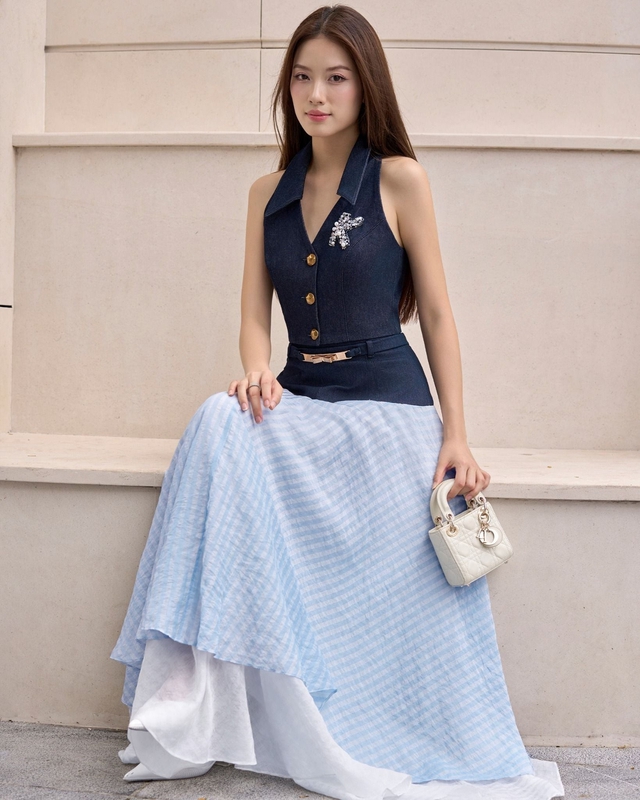 Lên đồ cùng áo gile denim tôn lên vẻ năng động- Ảnh 7.