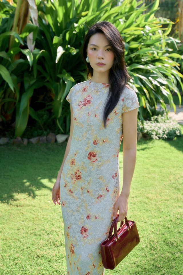 Đầm suông từ linen, cotton là xu hướng nổi bật mùa nắng- Ảnh 9. Đầm suông từ linen, cotton là xu hướng nổi bật mùa nắng- Ảnh 9.