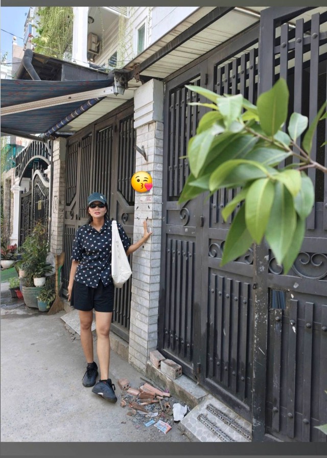 H'Hen Ni&ecirc; h&eacute; lộ cơ ngơi mới ở TP.HCM- Ảnh 1.