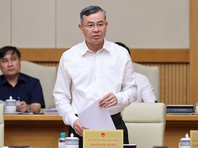 Bộ trưởng T&agrave;i ch&iacute;nh: &Aacute;p lực lạm ph&aacute;t do gi&aacute; xăng dầu, gi&aacute; điện tăng - Ảnh 1.