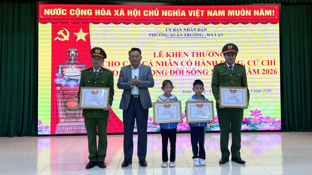 Khen thưởng người tốt việc tốt ở Đ&agrave; Lạt: 4 tấm gương đẹp - Ảnh 1.