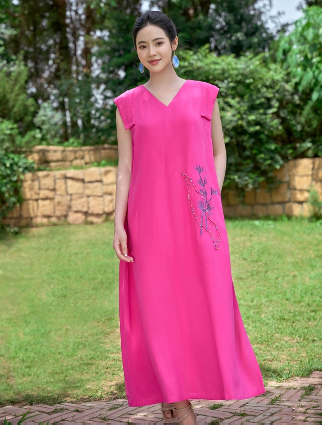 Đầm suông từ linen, cotton là xu hướng nổi bật mùa nắng- Ảnh 6. Đầm suông từ linen, cotton là xu hướng nổi bật mùa nắng- Ảnh 6.