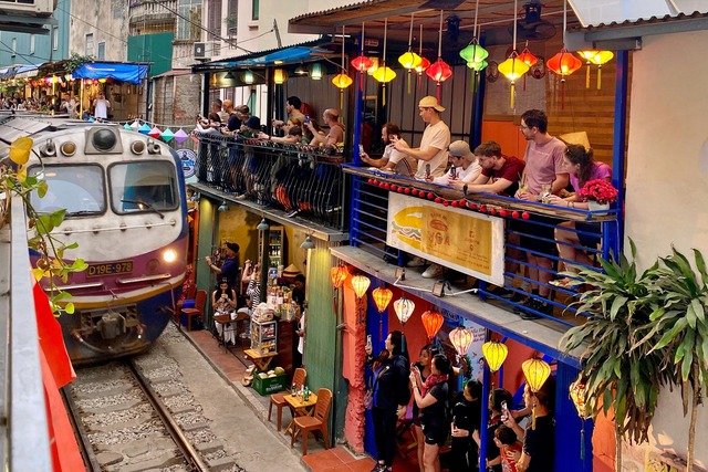 B&aacute;o Mỹ n&oacute;i l&yacute; do du kh&aacute;ch h&atilde;y đến H&agrave; Nội - Ảnh 1.
