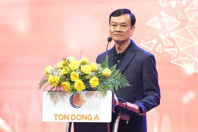 &lsquo;Đồng h&agrave;nh ph&aacute;t triển, vững bước vươn xa&rsquo; của T&ocirc;n Đ&ocirc;ng &Aacute; về đất T&acirc;y Đ&ocirc; - Ảnh 2.