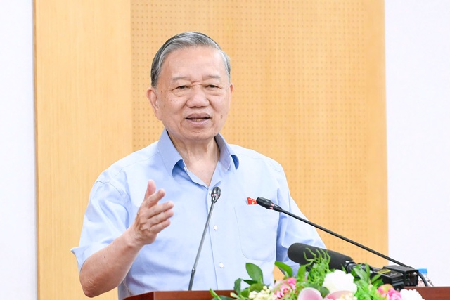 Tổng B&iacute; thư, Chủ tịch nước gợi mở H&agrave; Nội x&acirc;y dựng x&atilde;, phường XHCN - Ảnh 1.