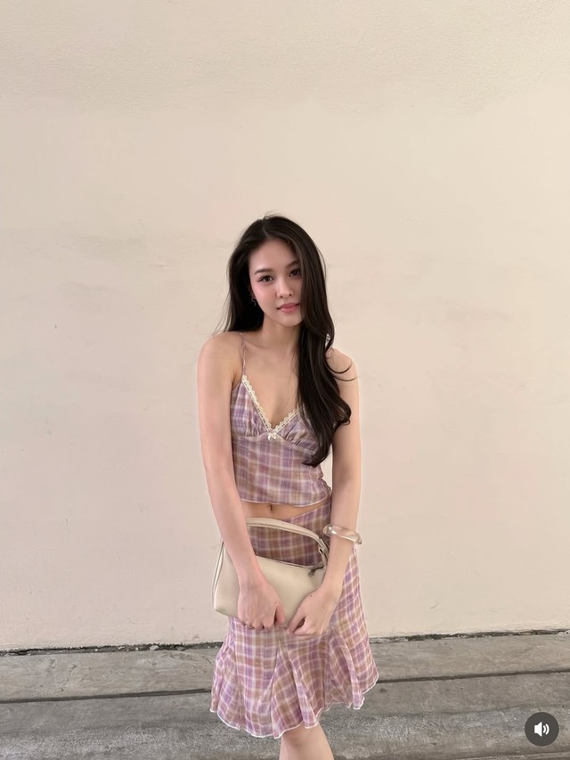 Vòng tay chunky: Phụ kiện phá cách nâng tầm mọi trang phục- Ảnh 5.