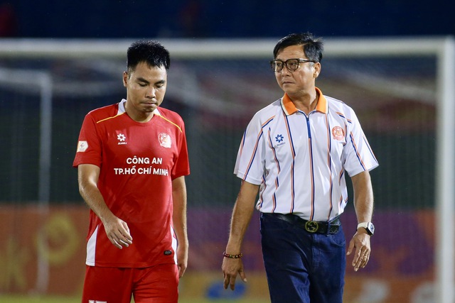 V-League quá khắc nghiệt với các HLV- Ảnh 1.