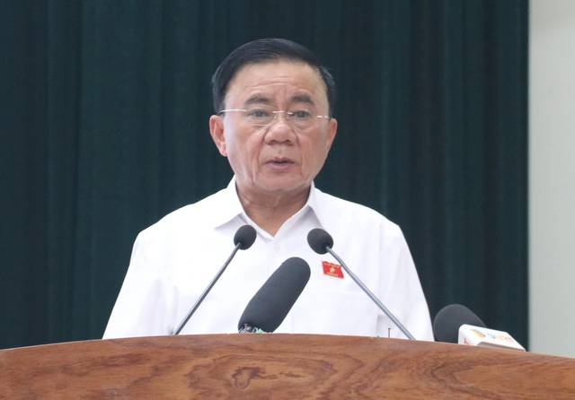 Cử tri Đ&agrave; Nẵng băn khoăn việc lu&acirc;n chuyển c&aacute;n bộ thời gian ngắn - Ảnh 3.