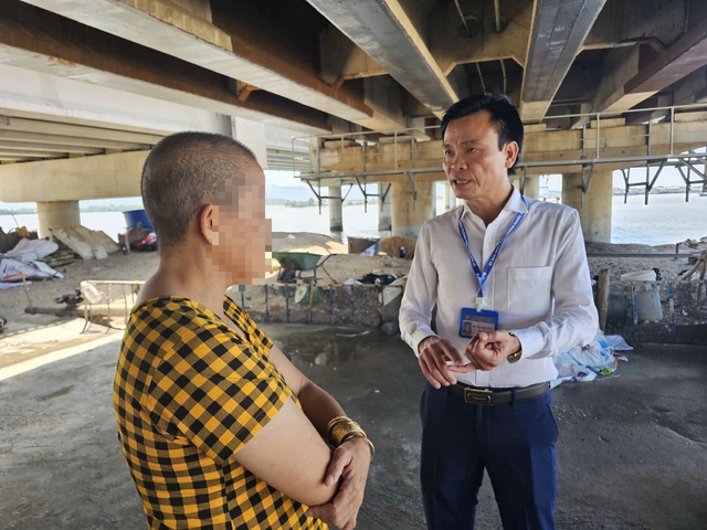 TP.HCM: D&ugrave;ng cả ng&agrave;n khối vỏ s&ograve;, ốc san lấp tr&aacute;i ph&eacute;p s&ocirc;ng Cửa Lấp   - Ảnh 3.