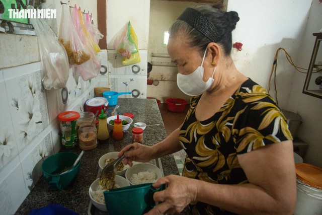 Bún hến Mai Xá: Món ngon Quảng Trị nổi tiếng vì cách trộn khác lạ- Ảnh 2. Bún hến Mai Xá: Món ngon Quảng Trị nổi tiếng vì cách trộn khác lạ- Ảnh 2.