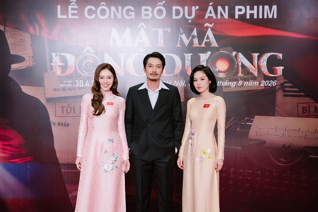 D&agrave;n sao đổ bộ "Mật m&atilde; Đ&ocirc;ng Dương" - Ảnh 1.