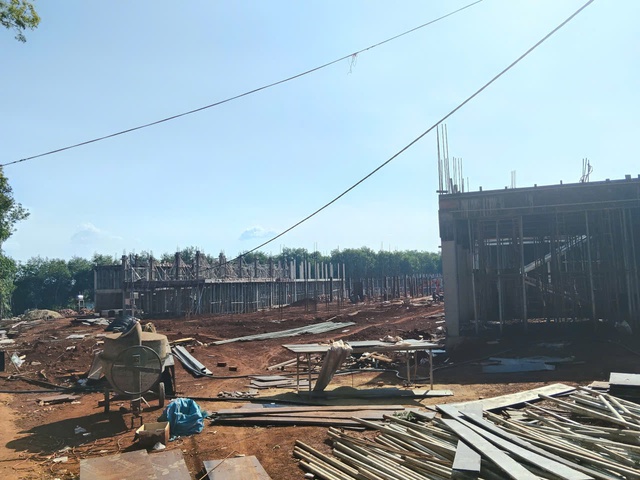 7 trường nội trú liên cấp biên giới Gia Lai chạy đua tiến độ - Ảnh 3.