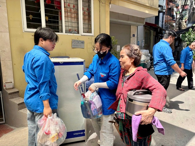 Tuổi trẻ thủ đ&ocirc; gi&uacute;p d&acirc;n di dời, triển khai c&aacute;c dự &aacute;n trọng điểm - Ảnh 4.