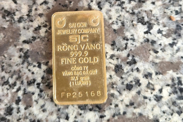  Một xã ở Huế phát hiện 2 cụ ông đi lạc đều mang theo vàng - Ảnh 4.
