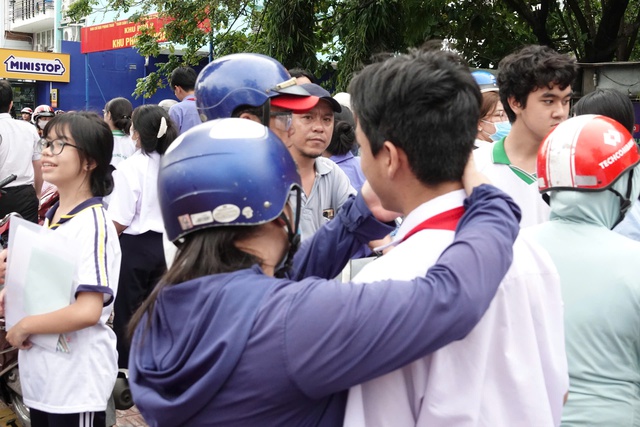 Tỷ lệ chọi c&oacute; phản &aacute;nh thực chất 'độ kh&oacute;' kỳ thi lớp 10 TP.HCM? - Ảnh 1.