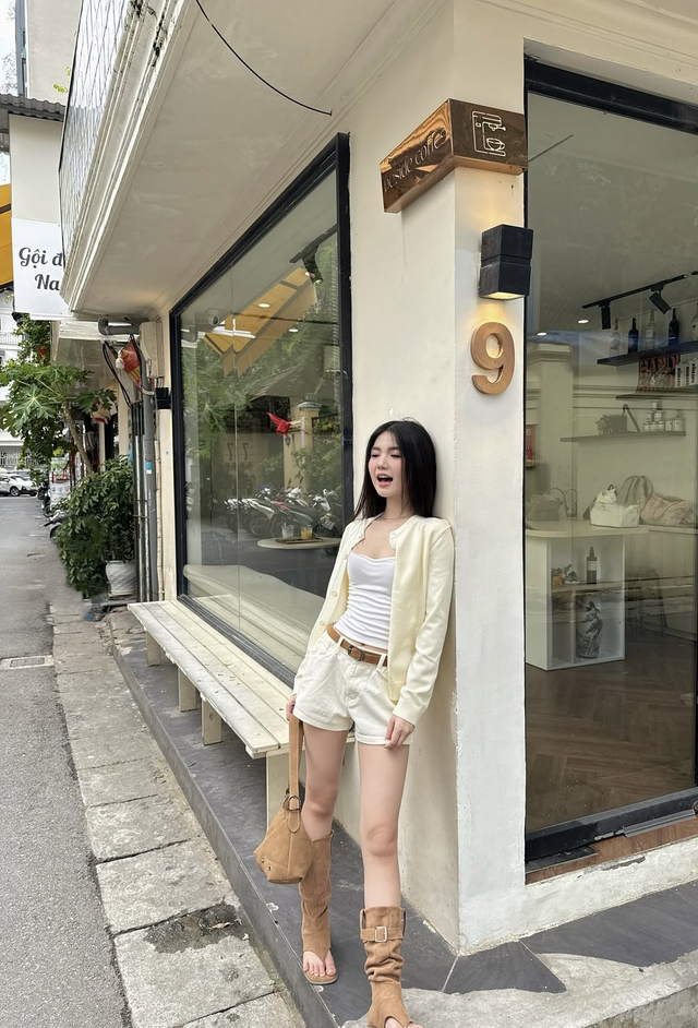 Làm mới bộ cánh cũ kỹ bằng thắt lưng da bản nhỏ tinh tế- Ảnh 6.