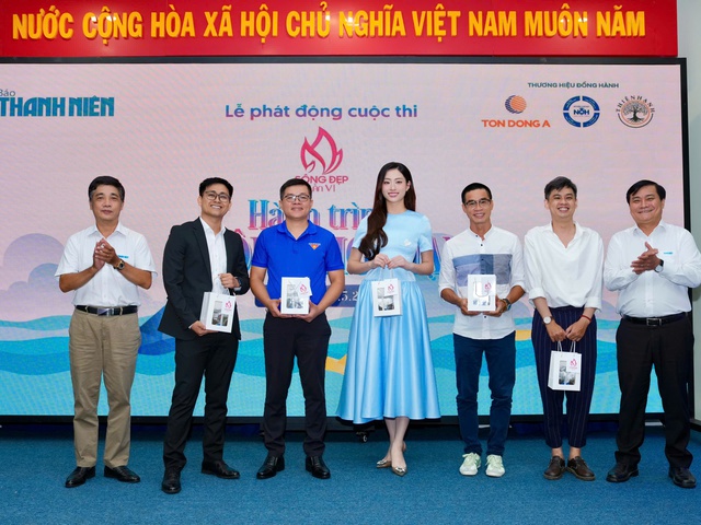Trăn trở của nh&agrave; thơ Nguyễn Phong Việt khi l&agrave;m gi&aacute;m khảo &lsquo;Sống đẹp&rsquo; lần VI  - Ảnh 2.