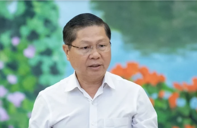 Cựu thứ trưởng được cấp dưới 'biếu' 500 triệu nhưng kh&ocirc;ng bị xử l&yacute; h&igrave;nh sự- Ảnh 1.