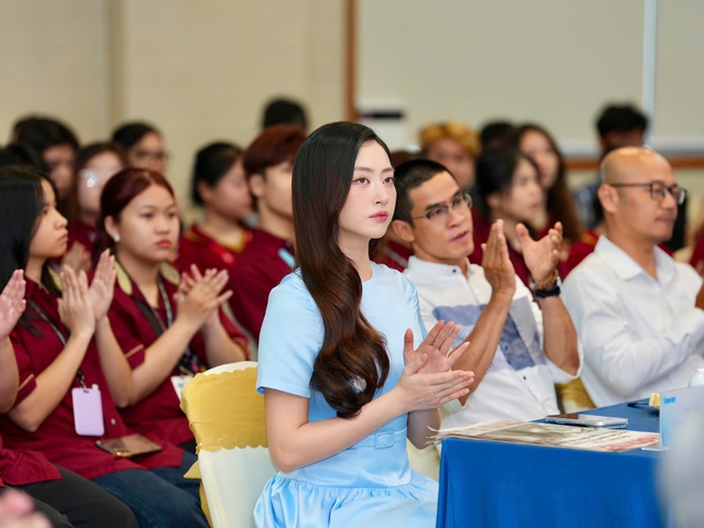 Tổng giải thưởng 400 triệu đồng t&ocirc;n vinh 'Sống đẹp' với 'H&agrave;nh tr&igrave;nh kh&ocirc;ng giới hạn'- Ảnh 2.