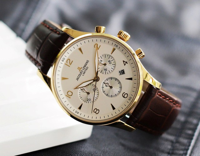 Đăng Quang Watch giảm gi&aacute; tới 30% - Sale h&egrave; lớn d&agrave;nh cho t&iacute;n đồ đồng hồ - Ảnh 2.