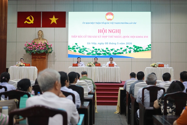 Thứ trưởng Bộ C&ocirc;ng an L&ecirc; Quốc H&ugrave;ng: Siết chặt thực phẩm bẩn để bảo vệ người d&acirc;n- Ảnh 1.