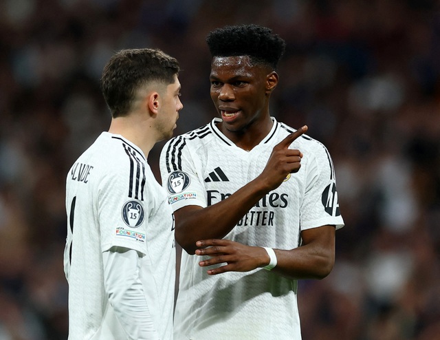 Valverde chấn thương đầu sau căng thẳng với Tchouameni, nội bộ Real Madrid hỗn loạn trước si&ecirc;u kinh điển- Ảnh 1.