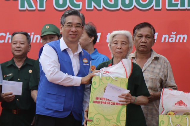 Những phong tr&agrave;o bồi đắp khối đại đo&agrave;n kết to&agrave;n d&acirc;n tộc- Ảnh 2.