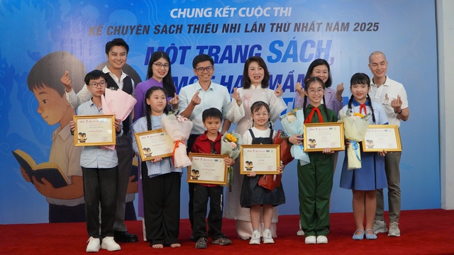 NSND Mỹ Uy&ecirc;n, NSƯT V&otilde; Minh L&acirc;m ngồi 'ghế n&oacute;ng' cuộc thi Kể chuyện s&aacute;ch thiếu nhi- Ảnh 4.