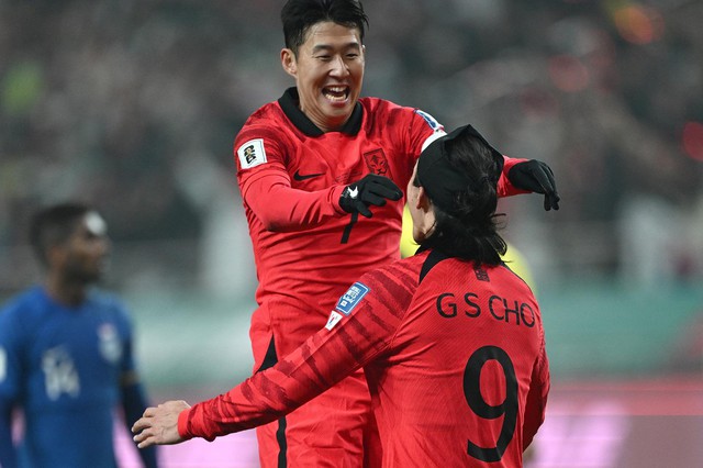 Đội tuyển Việt Nam đủ sức vượt qua v&ograve;ng bảng Asian Cup 2027- Ảnh 2.