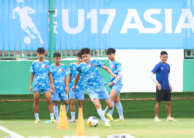 AFC dự báo cực hay trận U.17 Việt Nam đấu Hàn Quốc: ‘Cuộc chạy đua kỳ thú tranh vé tứ kết’- Ảnh 2. AFC dự báo cực hay trận U.17 Việt Nam đấu Hàn Quốc: ‘Cuộc chạy đua kỳ thú tranh vé tứ kết’- Ảnh 2.