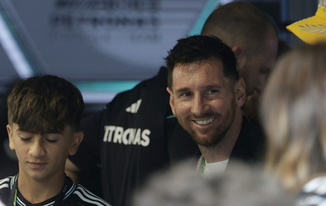 Messi bất ngờ l&ecirc;n tiếng về &lsquo;đối thủ&rsquo; thượng thặng Ronaldo, sẽ đụng độ ở World Cup?- Ảnh 1.