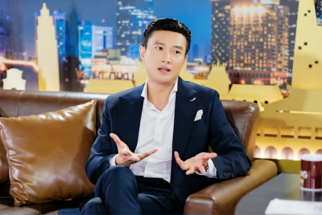 Quốc Trường tiết lộ mối quan hệ với Ngọc Trinh - Ảnh 1.
