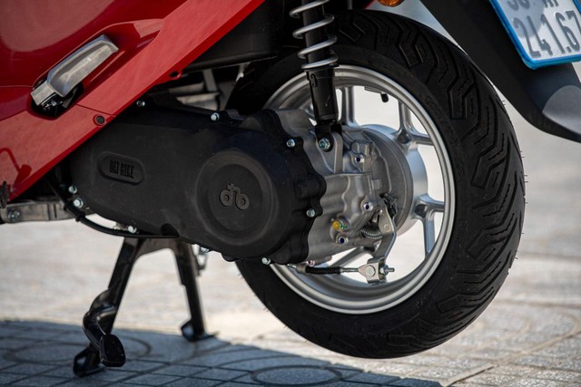 Pin lớn đi 200 km, cốp vẫn rộng 50L: Dat Bike ERA tối ưu thế nào? - Ảnh 3.