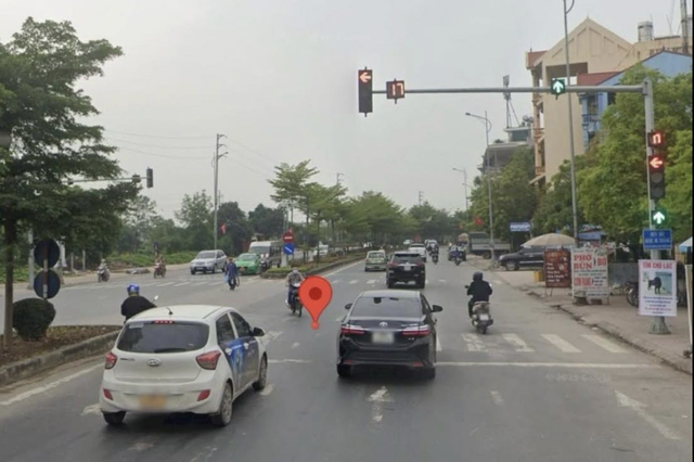 Quay đầu khi đ&egrave;n rẽ tr&aacute;i m&agrave;u đỏ c&oacute; bị phạt? Cục CSGT l&ecirc;n tiếng - Ảnh 1.