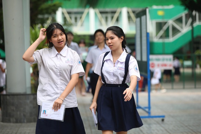Đề thi lớp 10 môn ngữ văn TP.HCM: Không áp đặt khuôn mẫu suy nghĩ duy nhất - Ảnh 3.