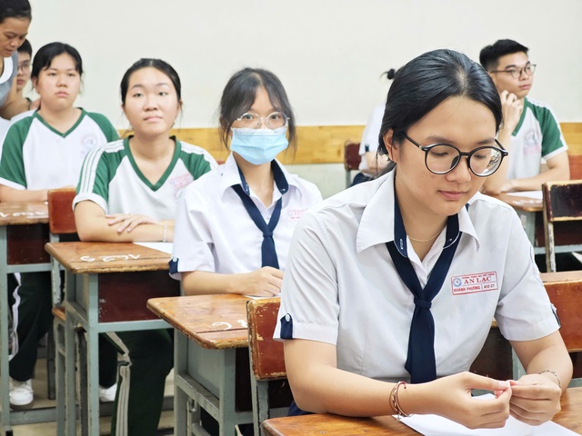 Thí sinh phải đạt ngưỡng điểm tối thiểu mới được tham gia xét tuyển đại học - Ảnh 2.