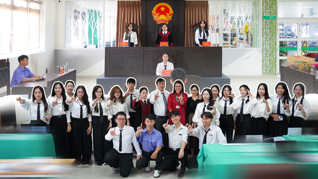 Sinh viên Trường ĐH Đông Á làm chủ công nghệ, quản trị thực chiến, pháp lý DN- Ảnh 2. Sinh viên Trường ĐH Đông Á làm chủ công nghệ, quản trị thực chiến, pháp lý DN- Ảnh 2.