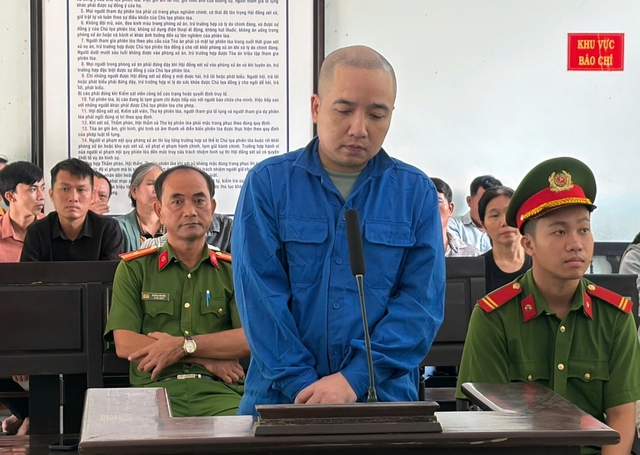 Giả danh c&aacute;n bộ, lừa đảo hơn 10 tỉ đồng của 37 bị hại nhờ l&agrave;m thủ tục đất đai- Ảnh 1.