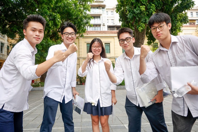 Đề thi tốt nghiệp THPT 2026 sẽ ra theo hướng n&agrave;o?   - Ảnh 1.