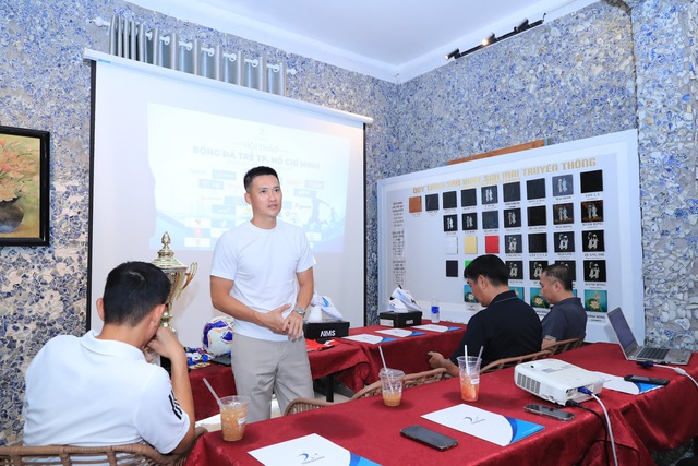 Bóng đá trẻ TP.HCM cần những 'nhát búa' phá vỡ vấn đề tồn tại nhiều năm qua- Ảnh 2. Bóng đá trẻ TP.HCM cần những 'nhát búa' phá vỡ vấn đề tồn tại nhiều năm qua- Ảnh 2.