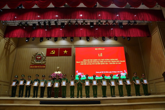 Bộ C&ocirc;ng an ph&aacute; đường d&acirc;y ma t&uacute;y xuy&ecirc;n quốc gia bắt 403 người- Ảnh 1.