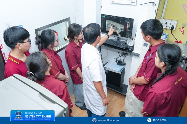 Điều g&igrave; tạo n&ecirc;n lợi thế của trường đại học gắn kết doanh nghiệp?- Ảnh 2.