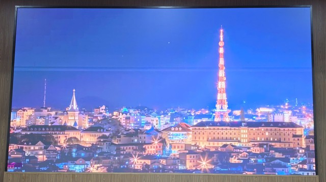 'Vũ điệu ánh sáng cao nguyên' đoạt giải nhất cuộc thi săn ảnh tháp Eiffel Đà Lạt- Ảnh 2. 'Vũ điệu ánh sáng cao nguyên' đoạt giải nhất cuộc thi săn ảnh tháp Eiffel Đà Lạt- Ảnh 2.